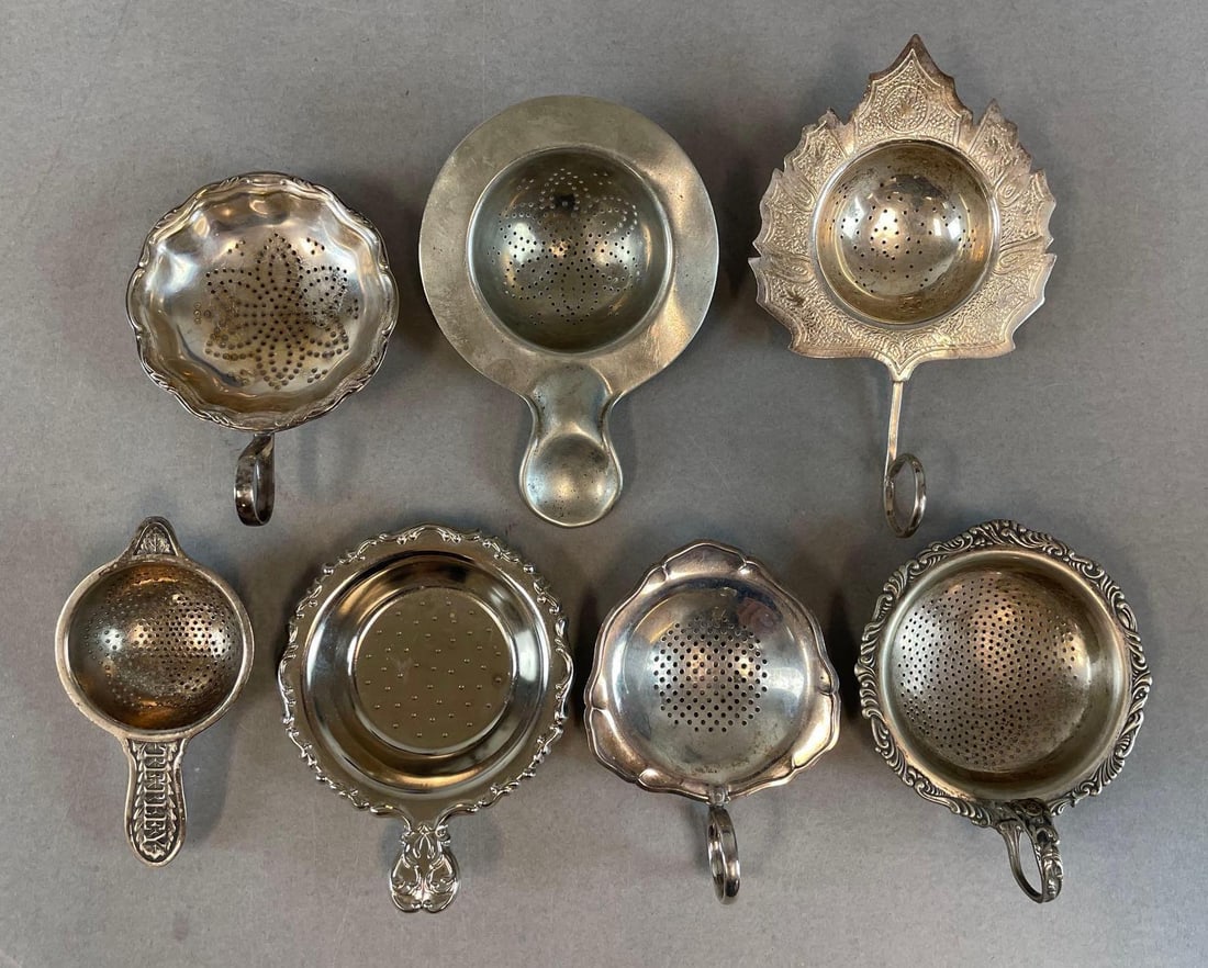 Group of Vintage Tea Strainers (1 of 2)