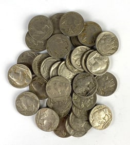 Group of 32 US Buffalo Nickels