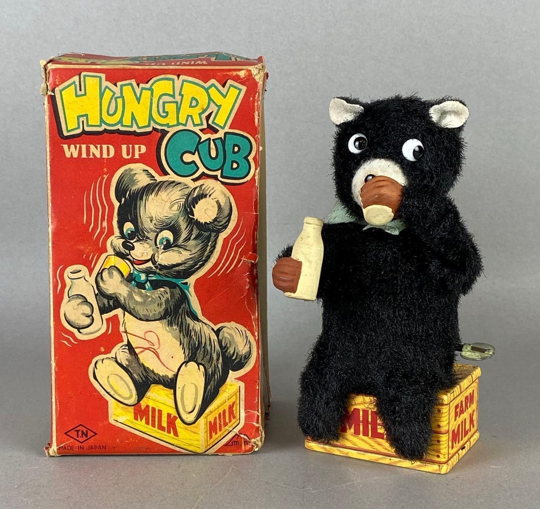 Vintage T.N. Hungry Wind Up Cub (1 of 8)