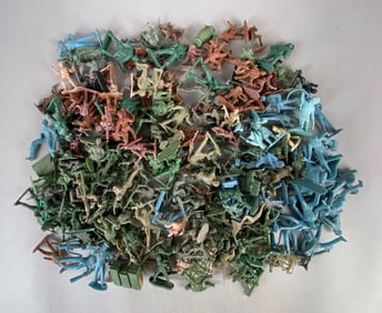 Large Group of Plastic Army Men and Accessories