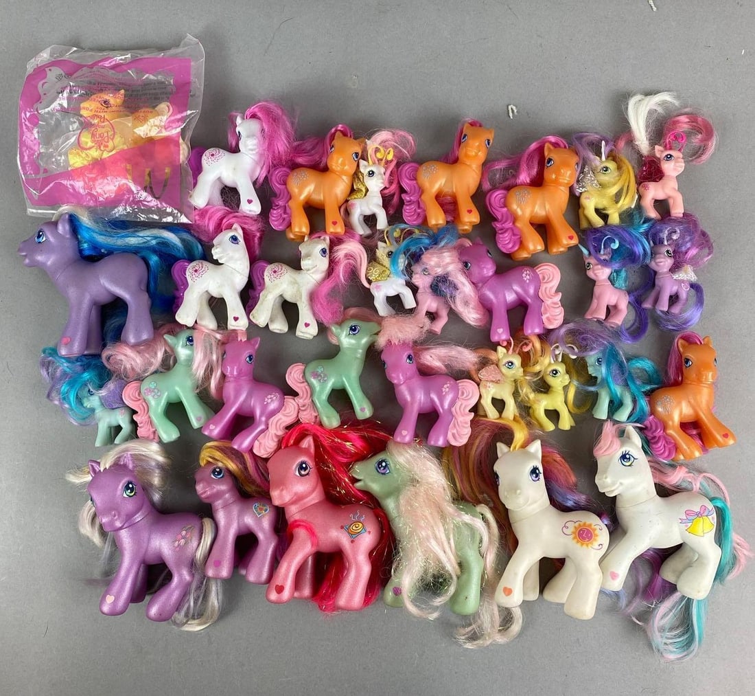 Group of Hasbro My Little Pony Toys: Includes G3 Sunny Days, G3 Zipzee, G3 Wysteria and more. Largest measures 3 1/2 x 4 3/4 x 2 1/4 inches.