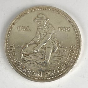 1982 Engelhard The American Prospector 1 oz .999 Fine Silver Round