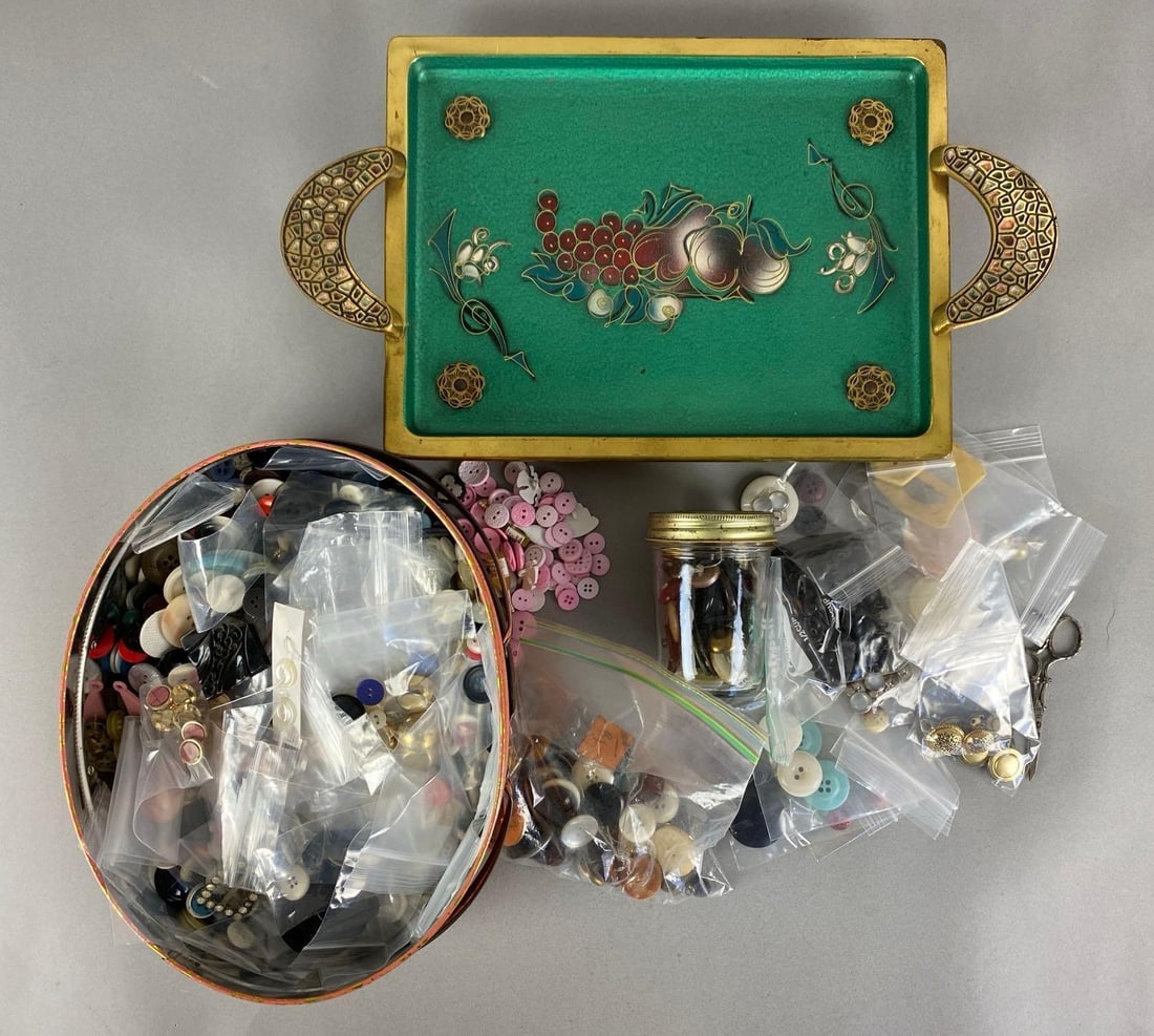 Group of Assorted Buttons and More: Includes Metal enamel tray, plastic buttons, metal, scissors and more, tray measures 17 x 9 1/2 x 2 inches