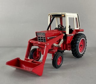 International Harvester 986 Pressed Steel Tractor