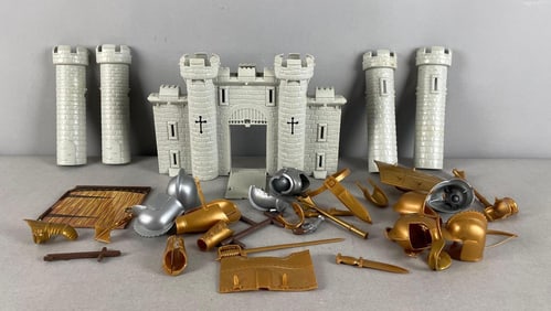 Vintage Marx Carry-All Action Fighting Knights Playset