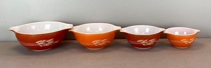 Set of 4 Pyrex Harvest Wheat Cinderella Nesting Mixing Bowls
