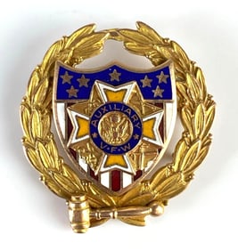 10K Gold Auxiliary V.F.W. Gavel Pin
