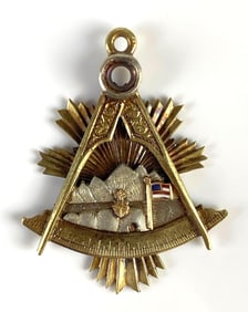 14K Gold 1928 Masonic Past Master Medal