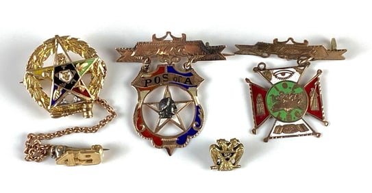 Group of 4 Masonic/Fraternal Pins
