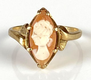 10K Gold Cameo Ring
