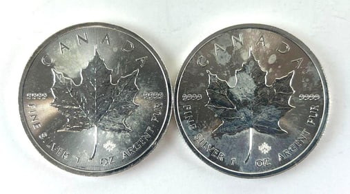 Group of 2 2016 Canada $5 Maple Leaf 1 oz .999 Fine Silver Coins