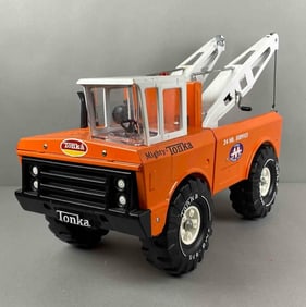 Vintage Tonk Pressed Steel Mighty Wrecker Truck