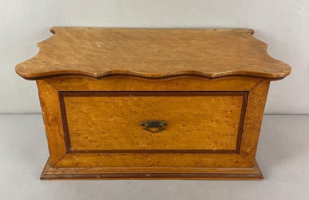 Bird Eye Maple Dresser Box