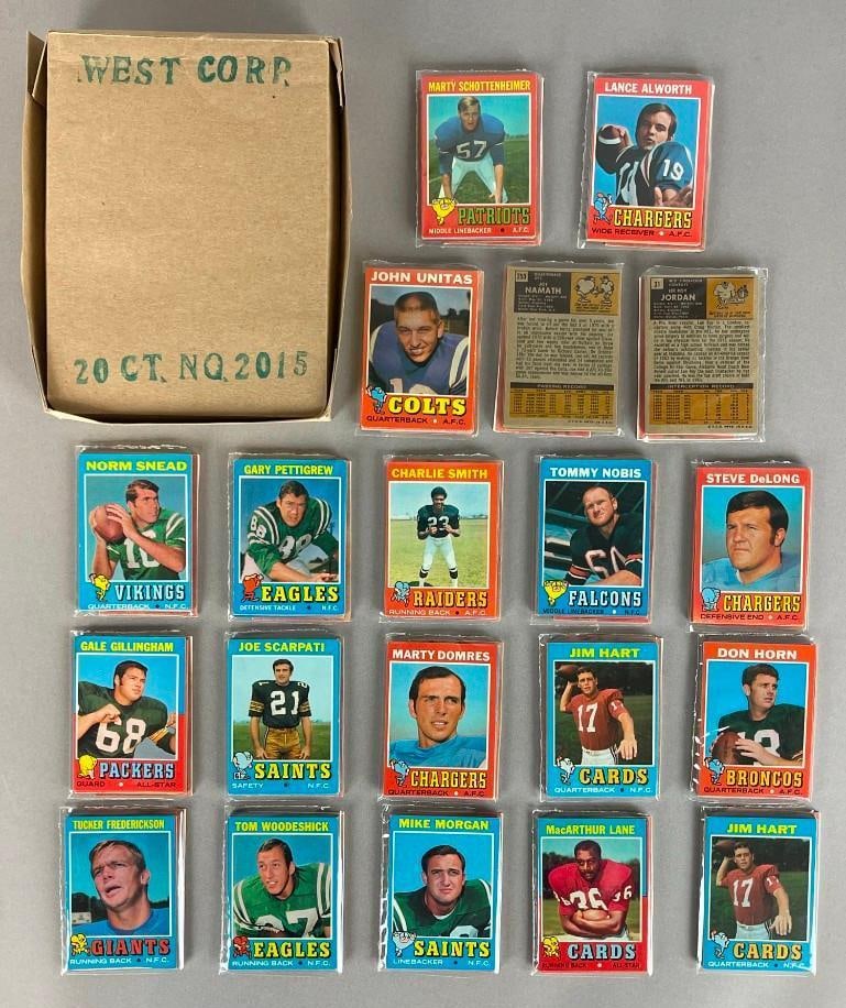 1971 Topps Football West Corps Cello Fun Pack Box of 20 with Stars Showing (1 of 3)
