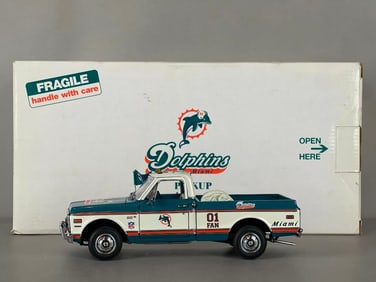 Danbury Mint Miami Dolphins 1972 Chevy Pickup Truck 1:24 Scale with Box