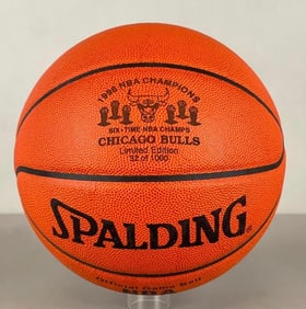 Official NBA 1998 Chicago Bulls Champions Limited Edition Spalding Basketball 32/1000