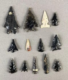 Group of 13 Arrowheads Heike Collection