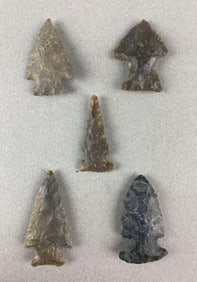 Group of 5 Assorted Arrowheads Heike Collection