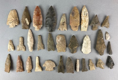 Group of 32 Assorted Native American Arrowheads and Artifacts Heike Collection