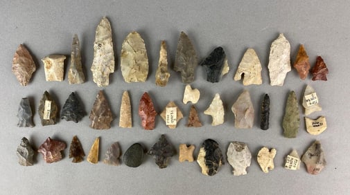 Group of 40 Assorted Native American Arrowheads and Artifacts Heike Collection