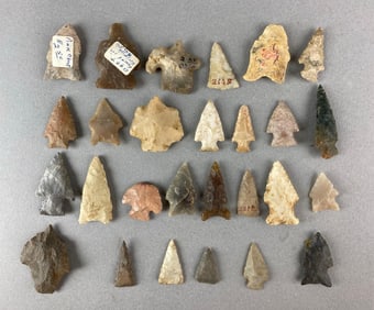 Group of 27 Assorted Native American Arrowheads and Artifacts Heike Collection