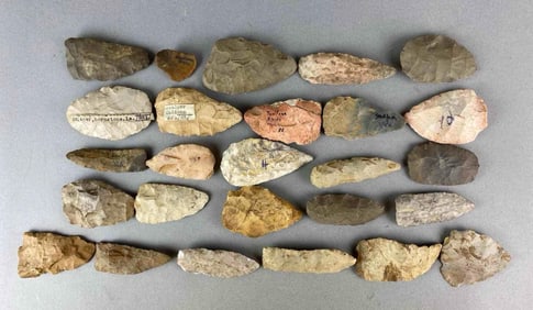 Group of 26 Assorted Native American Arrowheads and Artifacts Heike Collection