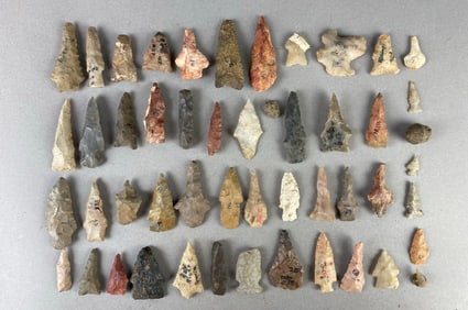 Group of Arrowheads and Artifacts from Heike Collection