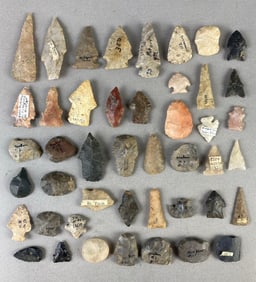Group of Arrowheads and Artifacts from Heike Collection