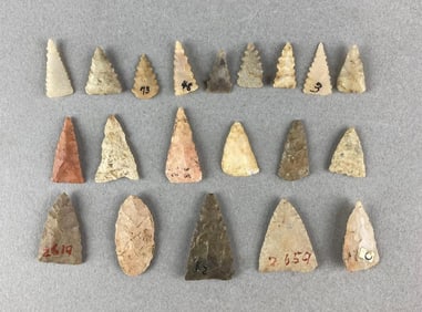 Group of 20 Bird Points Quachita National Forest Heike Collection