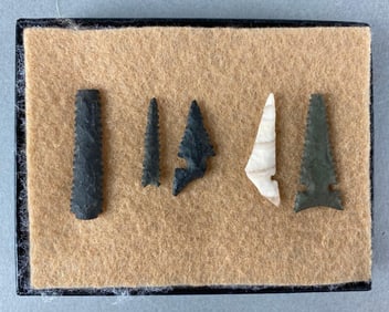 5x Broken superfine serrated Toyah arrowheads