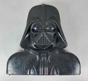 1980 Kenner Star Wars Darth Vader Action Figure Travel Case