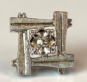 14K White Gold Diamond Pin