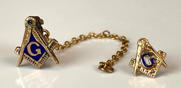 Group of 2 10K/14K Yellow Gold Masonic Pins