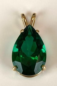 14K Yellow Gold Pear Cut Green CZ Pendant