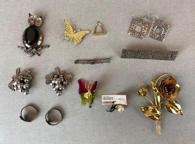 Group of Sterling Silver Jewelry