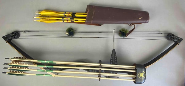 Jennings Super T 2 Compound Bow With Quivers