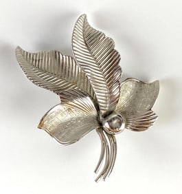 Sterling Silver Binder Brothers Leaf Brooch