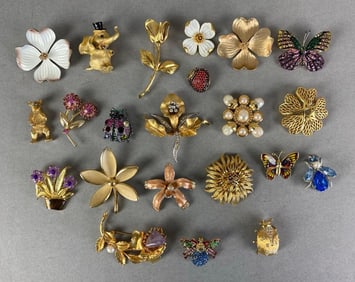 Group of Costume Jewelry Pins and Brooches