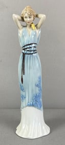 1986 Royal Doulton Reflections Sweet Perfume Porcelain Figurine