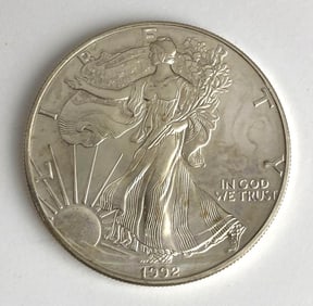 1992 US Mint American Silver Eagle 1 oz .999 Fine Silver