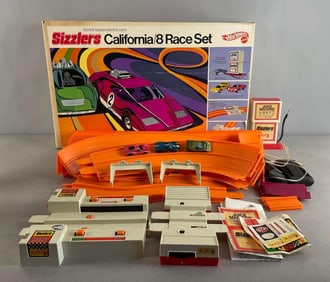 Vintage Mattel Hot Wheels Sizzlers California / 8 Race Set