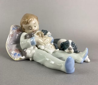 Lladro Porcelain Sweet Dreams Figurine