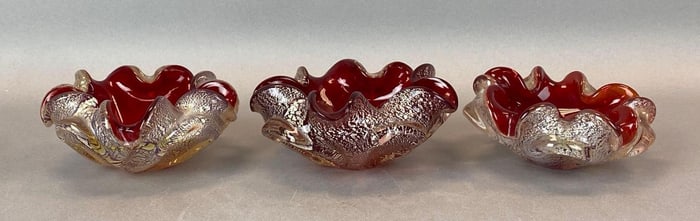 Group of 3 Murano Red Silver Fleck Floral Art Glass Bowls