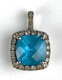 10k White Gold Topaz Pendant