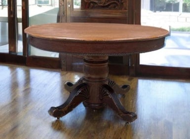Antique L.F. Nonnast Oak Round Dining Room Table with Leaves