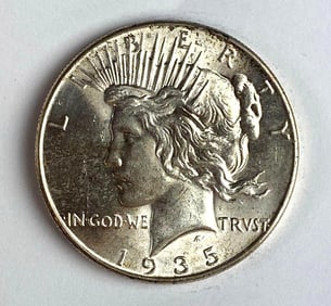 1935 US $1 Peace Silver Dollar