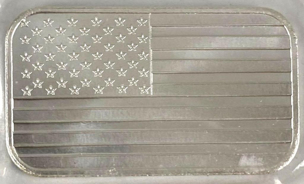 Silvertowne American Flag 1 oz .999 Fine Silver Ingot/ Bar (1 of 2)
