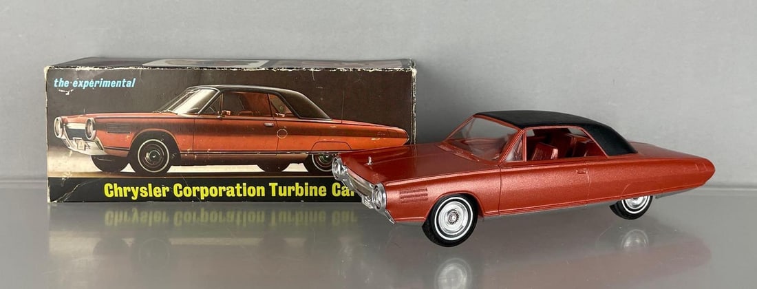 1963 Chrysler Turbine Metallic Dealership Promo Car: original issue and box