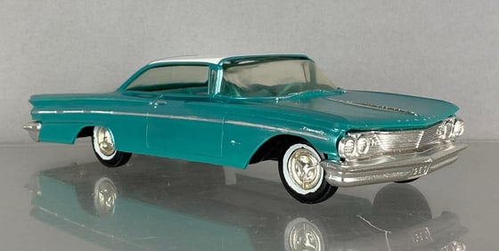 1960 AMT Pontiac Bonneville Aqua Friction Dealership Promo Car