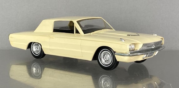1966 Philco Ford Thunderbird White Dealership Promo Car Radio